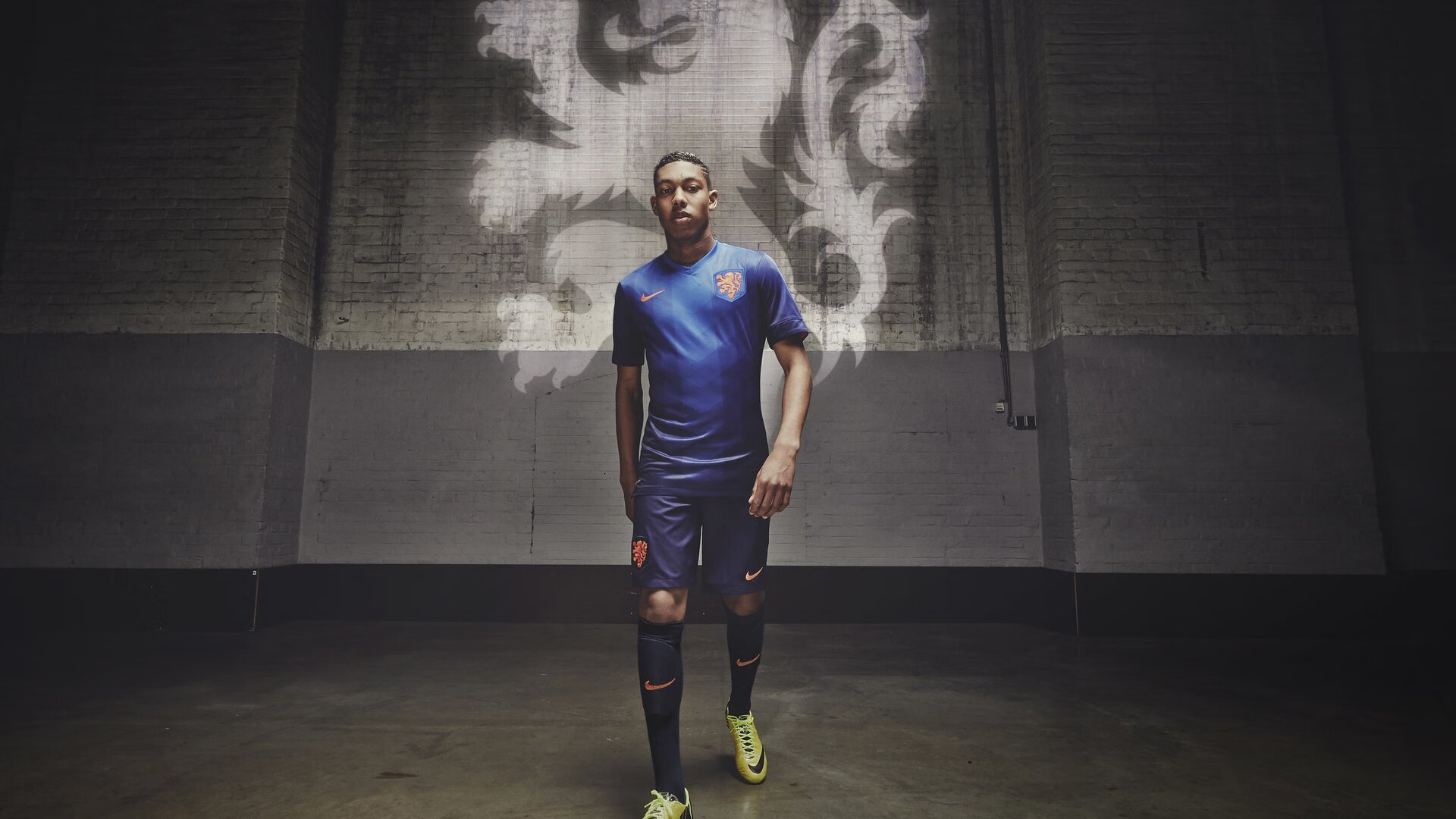 教科书里没有的答案，范戴克在抢七之夜，如何用沉默对抗世界的喧嚣？