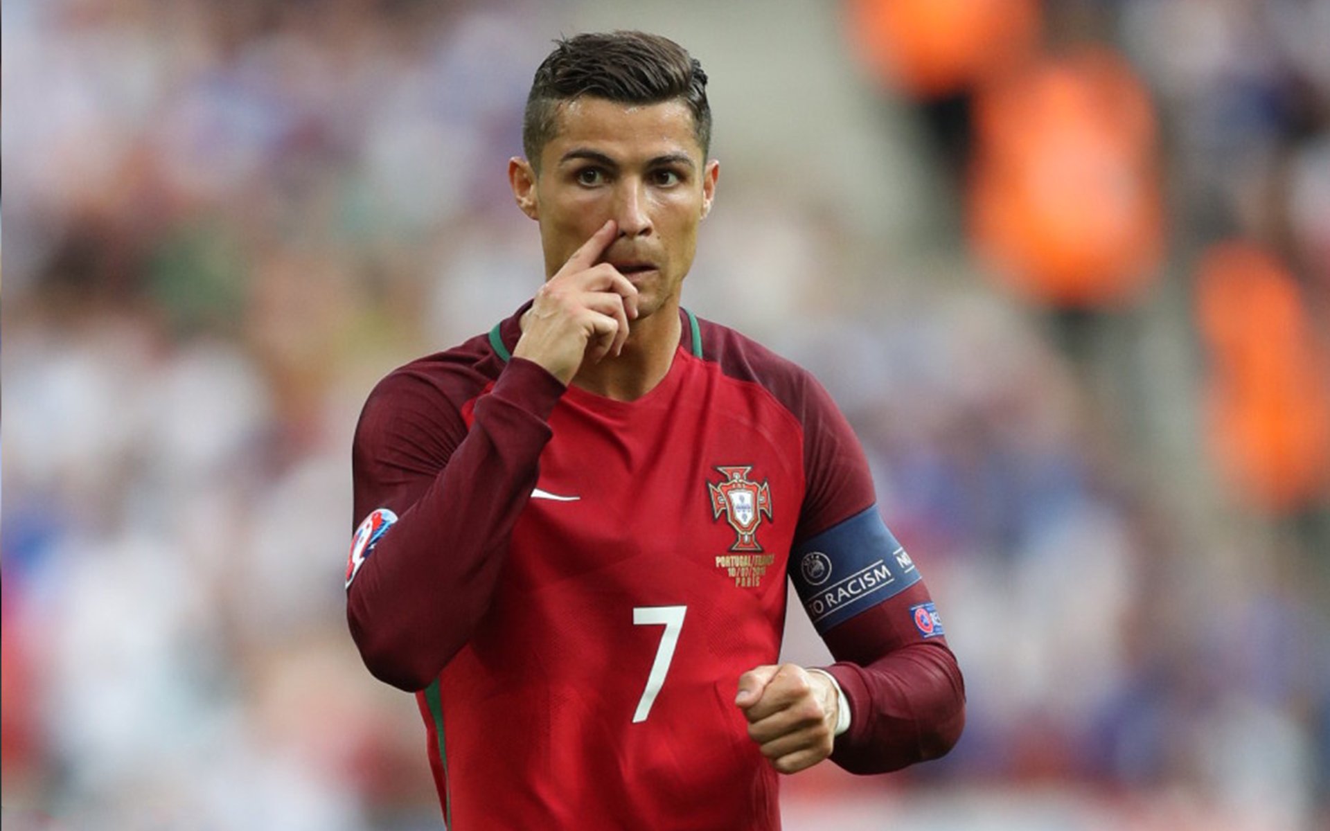 蓝桥遗梦，当切尔西对阵加拿大，布鲁诺如何用存在感重写足球叙事