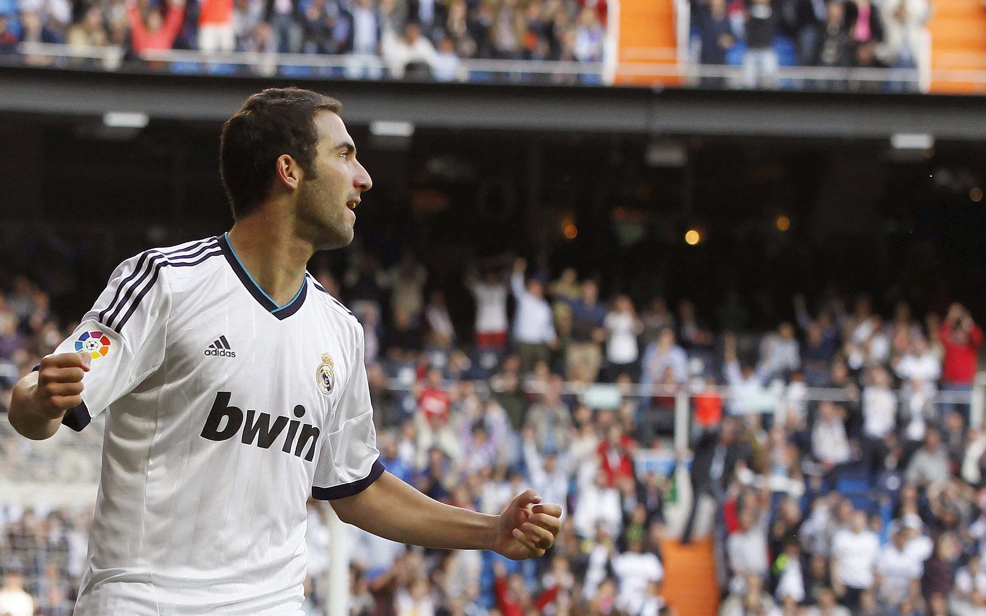 英超争冠之夜，布雷默，钢铁防线上的攻防转换艺术家