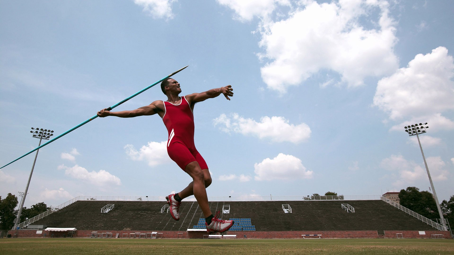 F1年度争冠焦点战，贝蒂斯强势拿下澳大利亚，赛季格局就此改写？